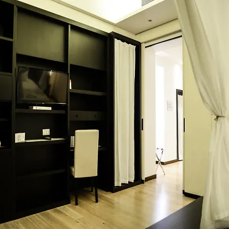 At Forty-one Hotel