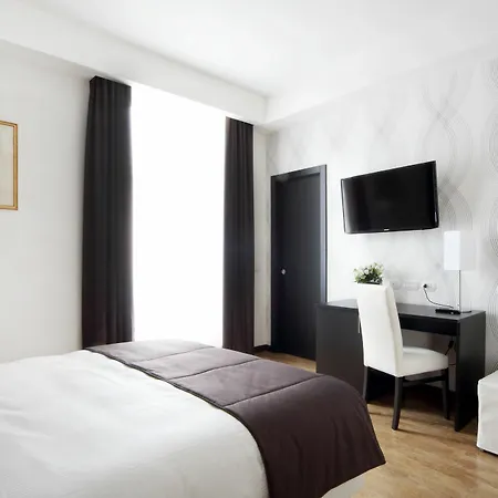 At Forty-one 3* Rome