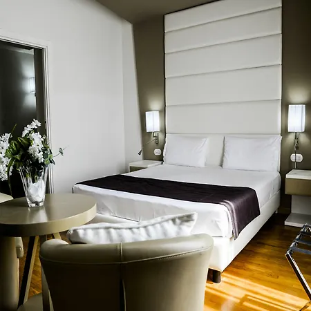 At Forty-one Hotel 3*