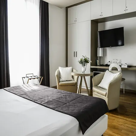 Hotel At Forty-one