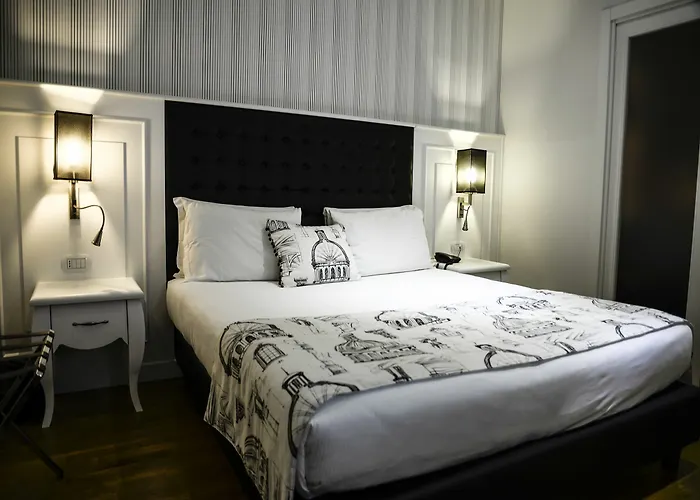 Hotel At Forty-one 4*