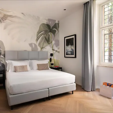 Hotel At Forty-one 4*