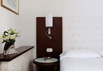 Hotel At Forty-one Rom