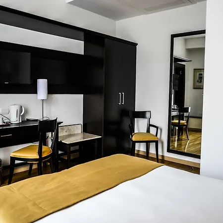 Hotel At Forty-one Rome