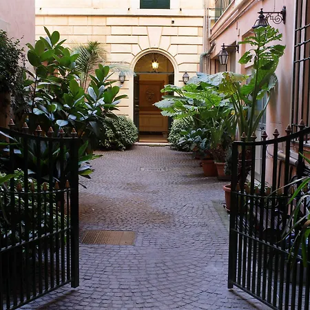 Hotel At Forty-one