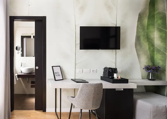 Hotel At Forty-one 4*