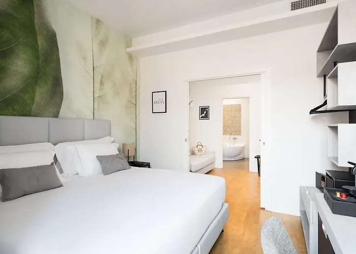 At Forty-one Hotel Roma